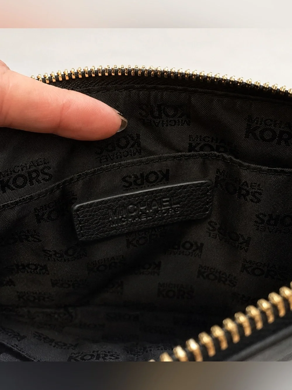 Michael Kors Black Pebbled Leather Wristlet Gold Hardware Zip Clutch